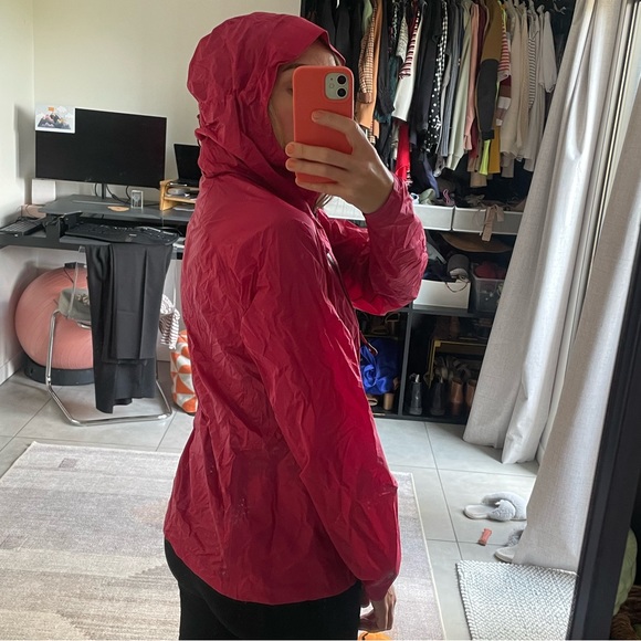 Helium 2 UL Rain Shell - Picture 4 of 8